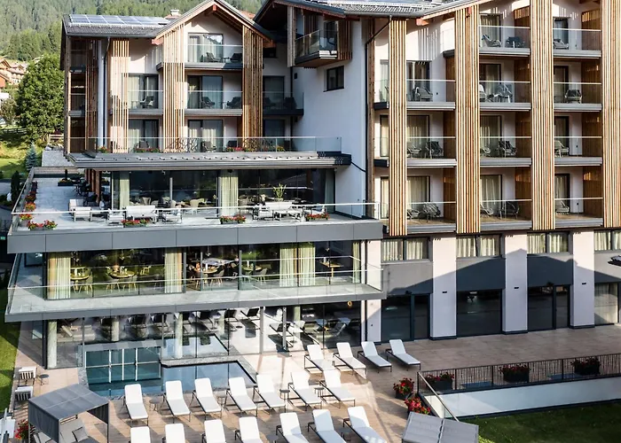  Ciampedie Luxury Alpine Spa
