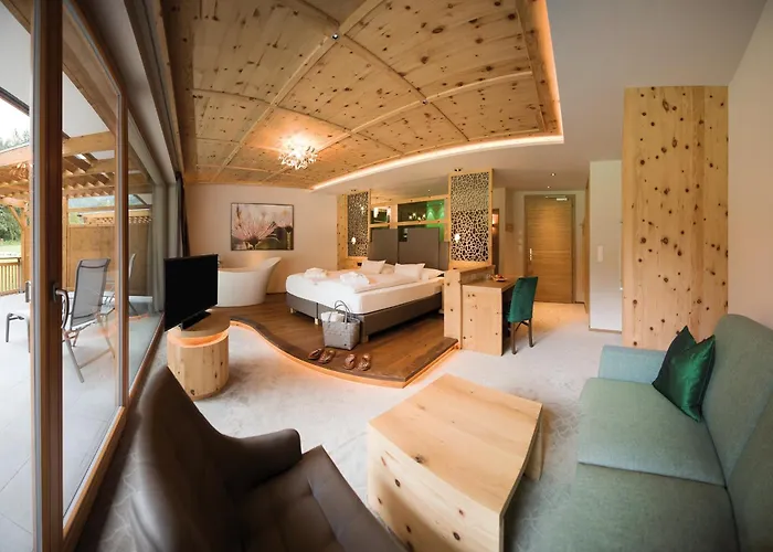 Hotel Weiher Green Lake