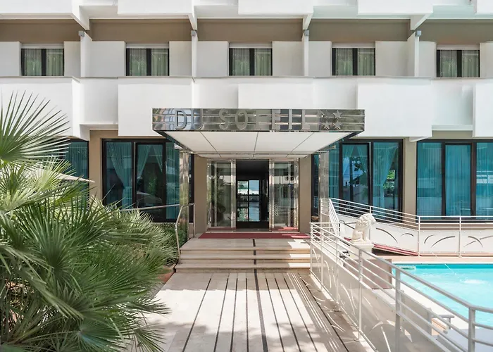 Hotel Jacuzzi: Hotel Du Soleil