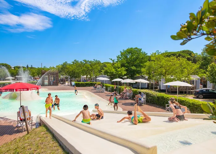 Hotel con tennis: Pineta Sul Mare Camping Village