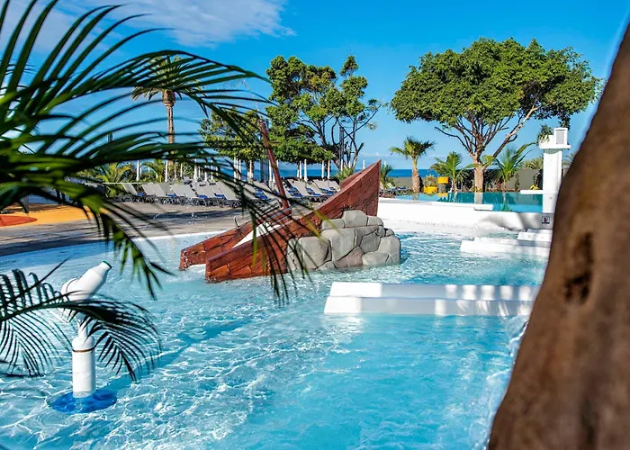 Adrián Hoteles Roca Nivaria