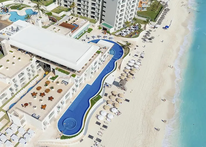 Hotel: Emporio Cancun