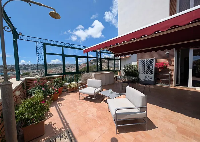 Resort: Terrazza Monteroduni 16