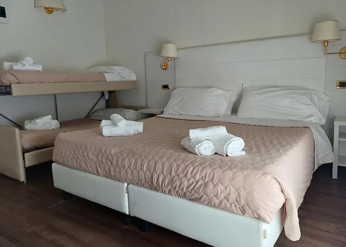 Hotel romantico: Hotel Imperial Beach - Dada Hotels