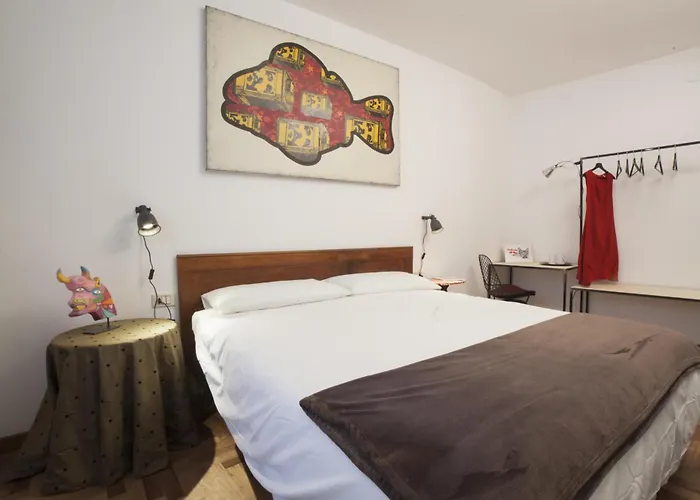  B&B Gallery