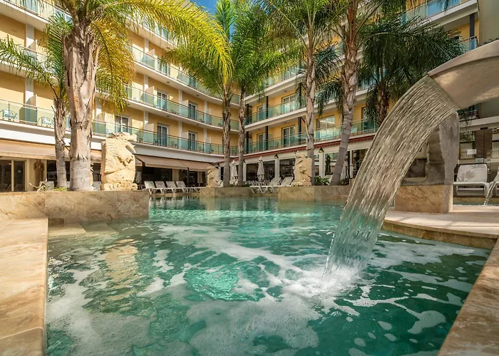 Hotel sulla spiaggia: Hotel La Palmera & Spa