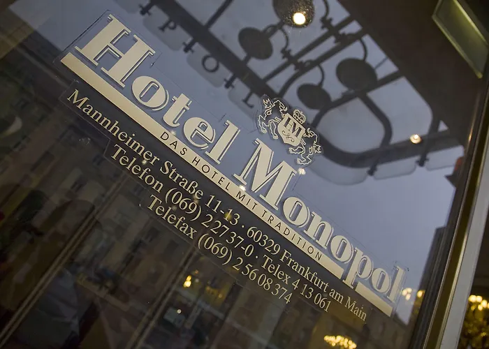 Hotel Monopol - Central Station