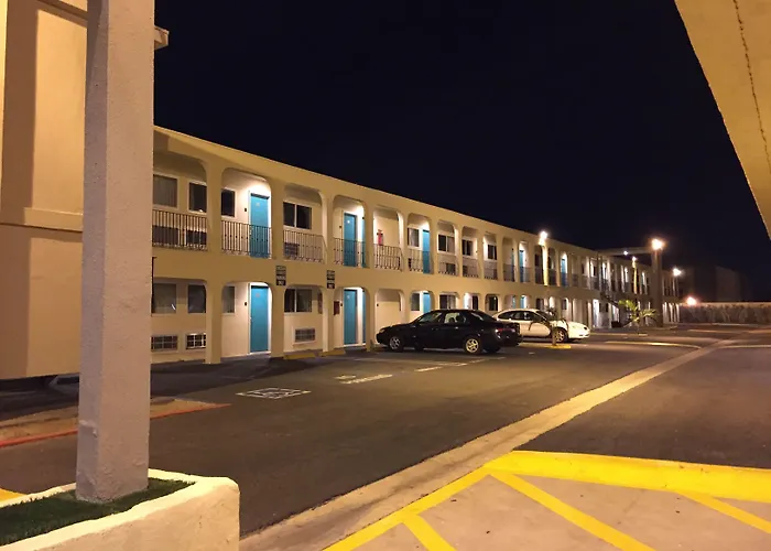 Anaheim Executive Inn & Suites