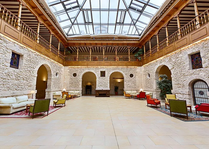 Azz Penafiel Las Claras Hotel & Spa