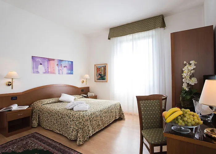 Hotel con golf: Hotel Angiolino