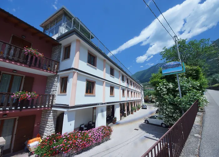 Park Hotel Val Di Monte ***S