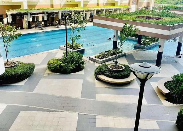 Urbanstay At The Radiance Manila Bay