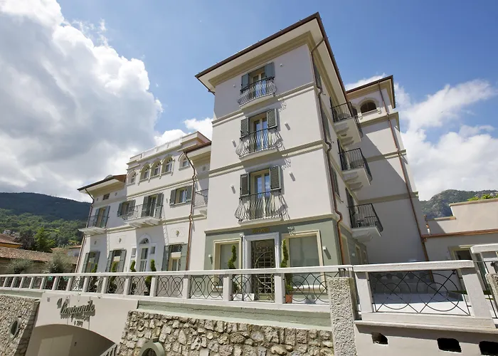  Al Campanile - Luxury Suites & Apartments
