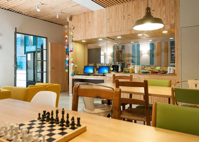 Hotel: The Nomad Hostel&Pension