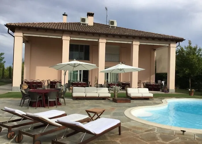 B&B Red Wine Country House