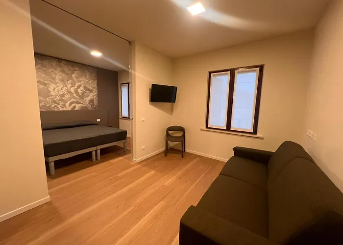 Jo Hotel