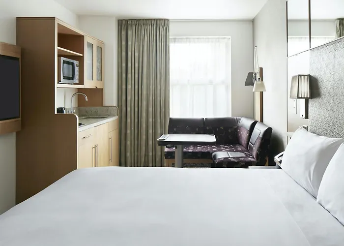  Club Quarters Covent Garden Holborn, London