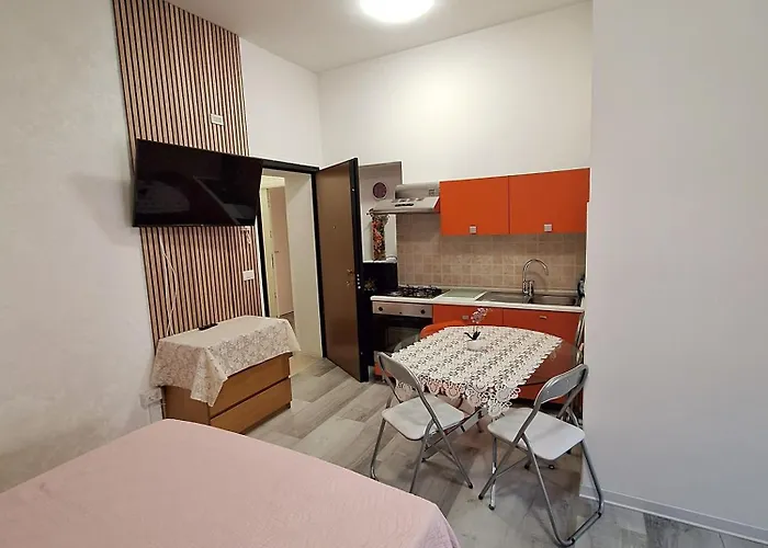 Giada Rooms