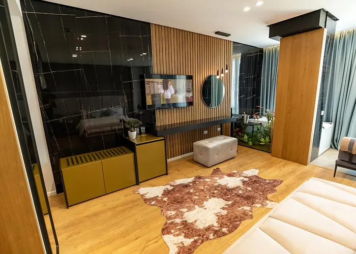 Ames Hotel & Spa