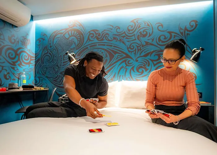  Ibis Styles Paris Gare De L'Est Magenta