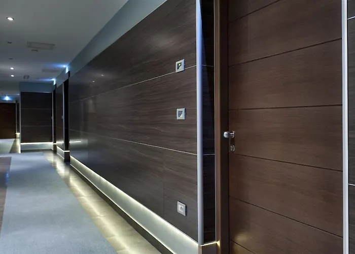 Bouganville Hill Resort & Wellness Space