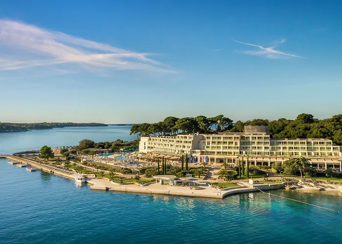 Isabella Island Resort
