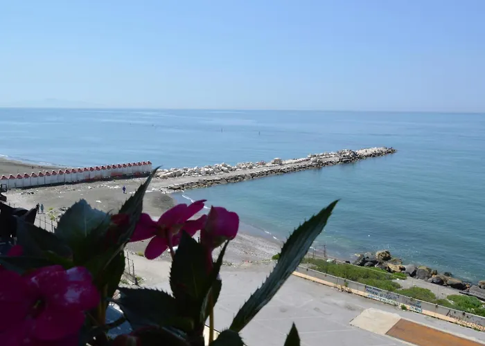 Hotel con tennis: B&B Fronte Del Mare