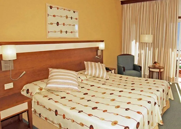 Hotel con tennis: Lucana