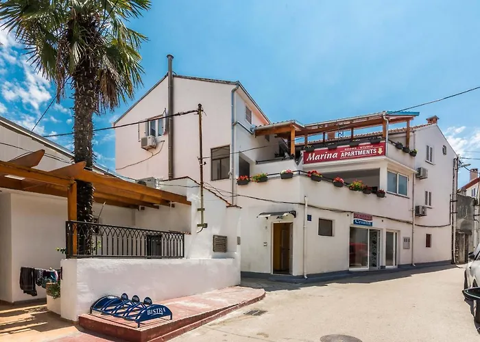 Apartments Marina