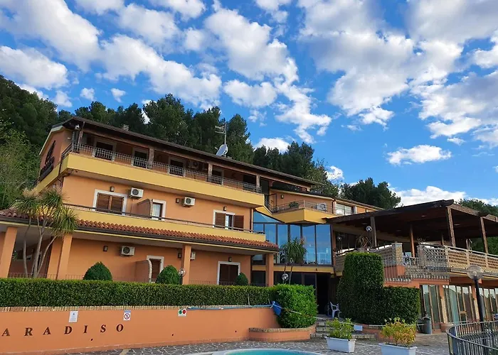 Paradiso Country House