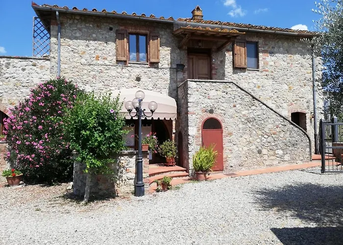 Hotel con piscina: Podere Lornanino